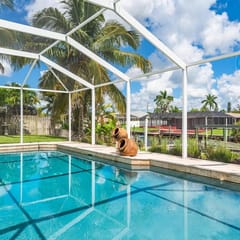 Villa Otterly Amazing, Cape Coral