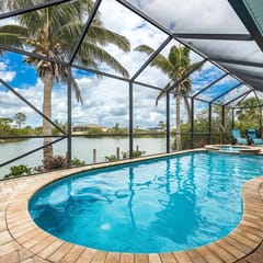 Villa Cayman, Cape Coral