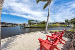 Villazo Ann, Cape Coral