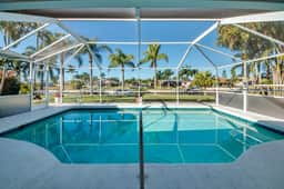 Villa Calusa, Cape Coral