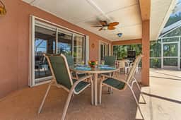Villa Coral Retreat, Cape Coral