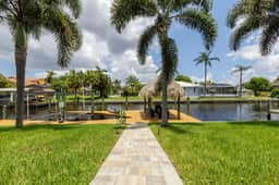 Villa Changes in Attitude, Cape Coral