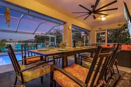 Villa X-Ta-Sea, Cape Coral