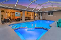 Villa X-Ta-Sea, Cape Coral