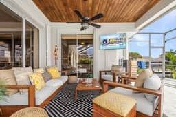 Villa Sunshine & Unwind, Cape Coral