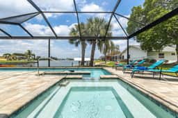 Villa Lakeside Oasis, Cape Coral