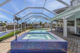 Villa Whispering Palms, Cape Coral