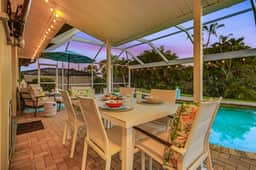Nostra Palazzo on the Canal, Cape Coral
