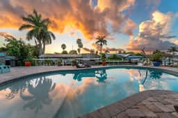 Aqua Escape, Cape Coral