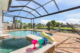 Escape to Versailles, Cape Coral