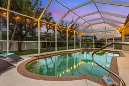 Bella Vita, Cape Coral