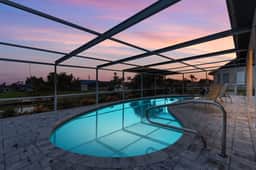 Villa Paradise by the Pool, Cape Coral