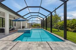 Villa Ocean Breeze Oasis, Cape Coral