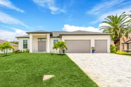 Villa Ocean Breeze Oasis, Cape Coral