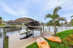Villa Coral Bay, Cape Coral
