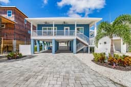 FMB - Steps Away - 127 Delmar Ave