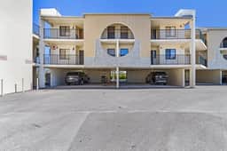 FMB - Condo Lagoon Landing - 21440 Bay Village Dr #127