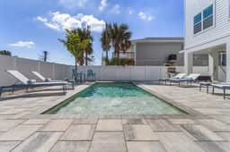 FMB - Sun Kissed Beach House - 112 Lovers Lane