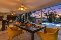 Sunset Coast Bungalow, Cape Coral