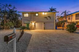 FMB - Villa Palmetto - 5396 Palmetto St, Ft. Myers Beach