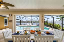 Villa Coastal Bliss, Cape Coral