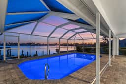 Heaven on The Lake, Cape Coral