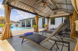 Pearlstone Retreat, Cape Coral
