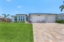 Casa de Palmas, Cape Coral