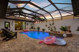 Villa Courtyard , Cape Coral