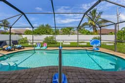K La Vie, Cape Coral