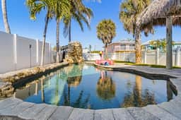 FMB - Aqua Falls - 111 Bahia Via