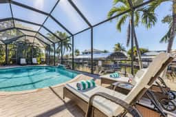Coral Villa Getaway, Cape Coral