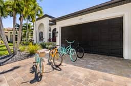 Southern Sun Retreat, Cape Coral