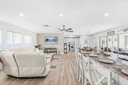 Channelside Paradise, Cape Coral