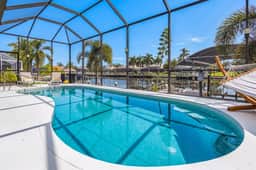 Seaside Social, Cape Coral - Image 4