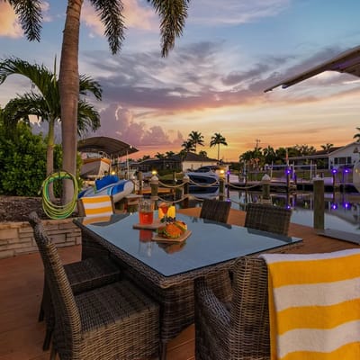 Modern Vibes Villa, Cape Coral