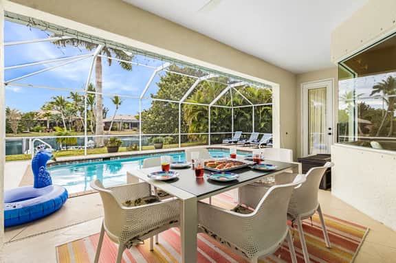 Villa Jolie, Cape Coral