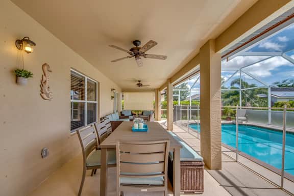 Villa Mercedes, Cape Coral