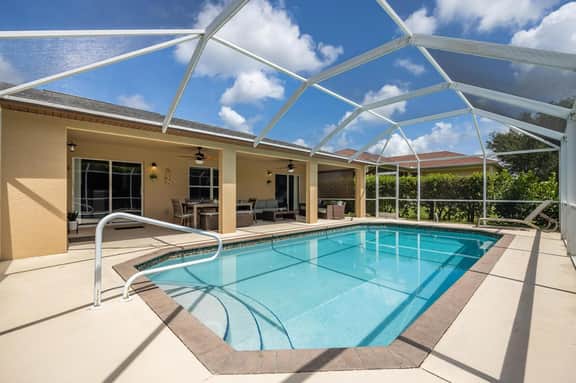 Villa Mercedes, Cape Coral