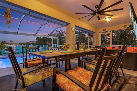 Villa X-Ta-Sea, Cape Coral