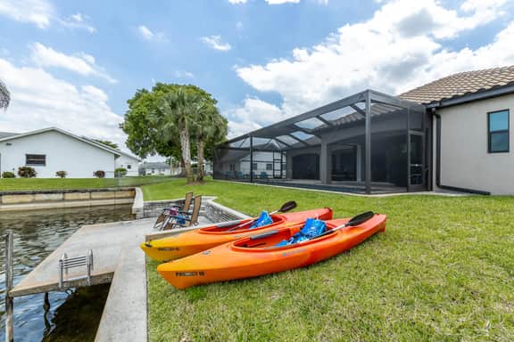Villa Lakeside Oasis, Cape Coral