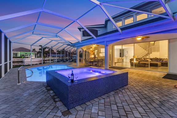 Villa Whispering Palms, Cape Coral
