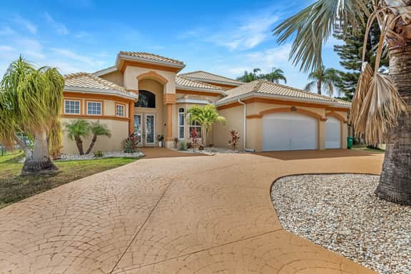 Villa Driftwood Palms, Cape Coral - Image 3