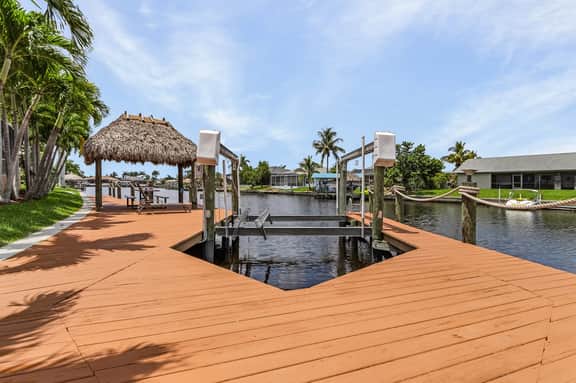 American Dream, Cape Coral