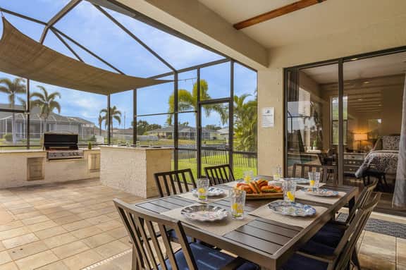 Casa Cabana, Cape Coral