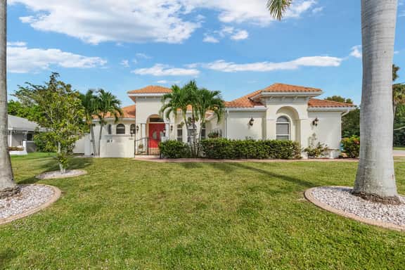 Villa Tuscany, Cape Coral