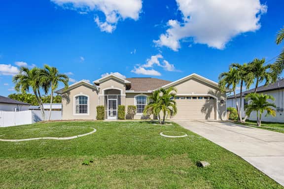 Casa Palmera, Cape Coral