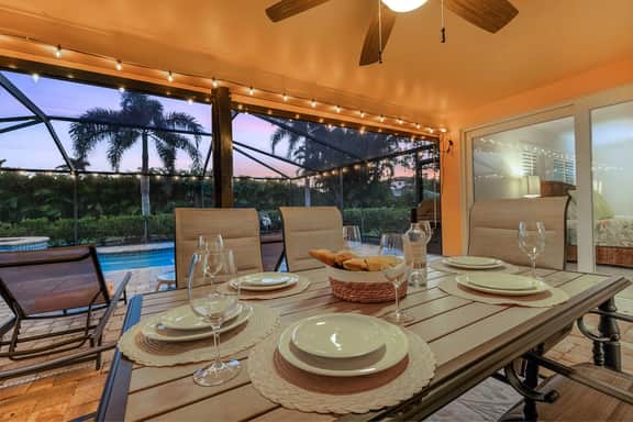 Villa Beachside Bliss, Cape Coral
