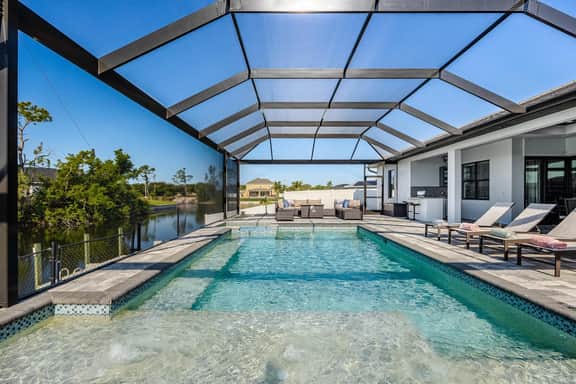 Villa Sip N Sea, Cape Coral