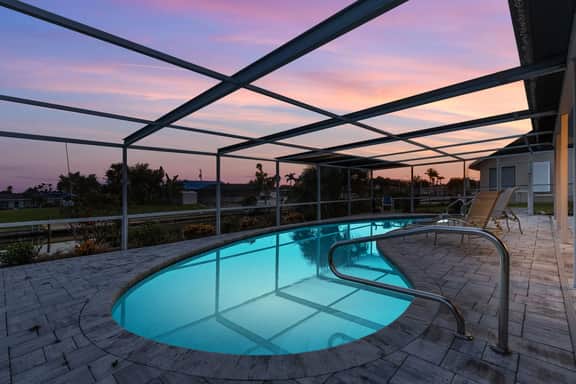 Villa Paradise by the Pool, Cape Coral